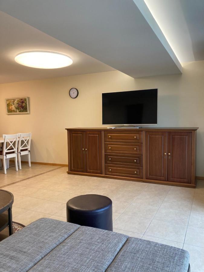 Daukanto 10 Two-Room Apartment With A View The Old Town On The 7Th Floor Паланга Екстериор снимка