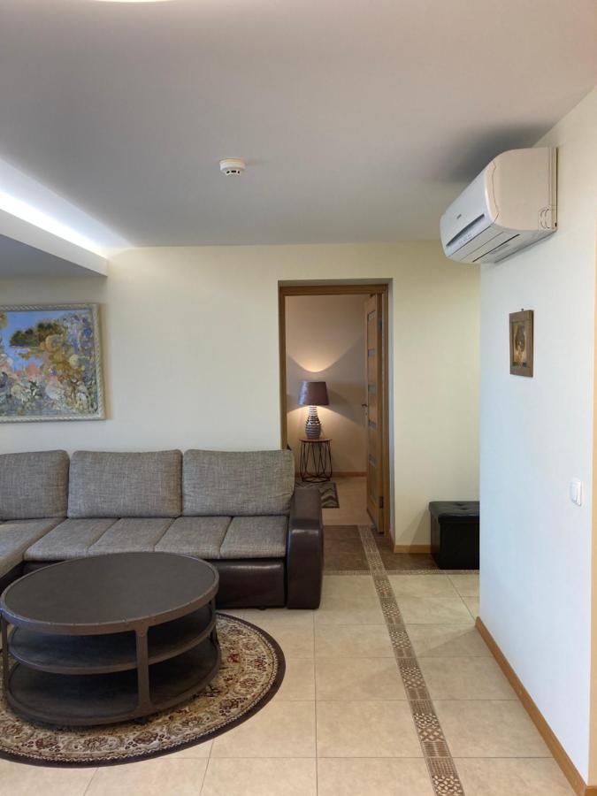 Daukanto 10 Two-Room Apartment With A View The Old Town On The 7Th Floor Паланга Екстериор снимка